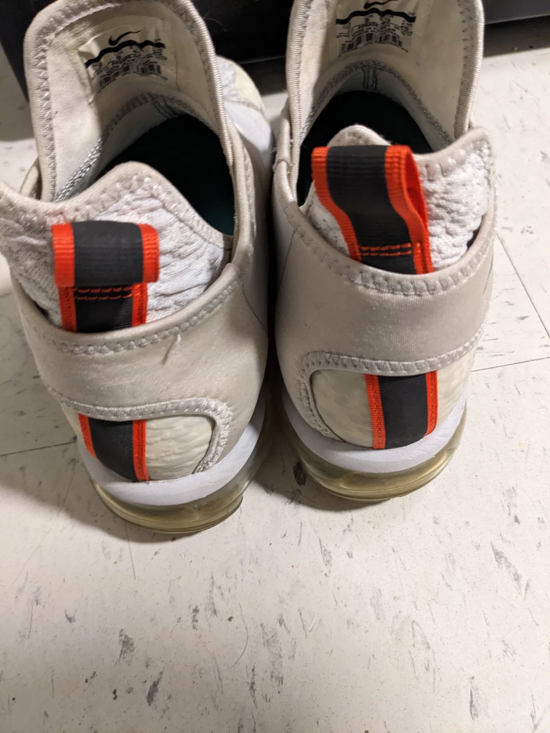 Nike Air VaporMax Moc 2 Sneakers - photo 4