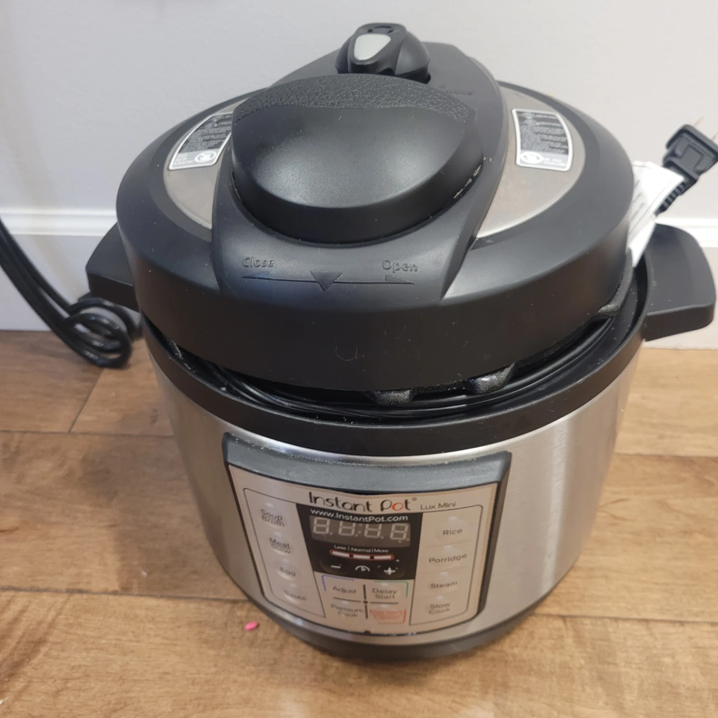 Instant Pot Lux Mini 3 Quart