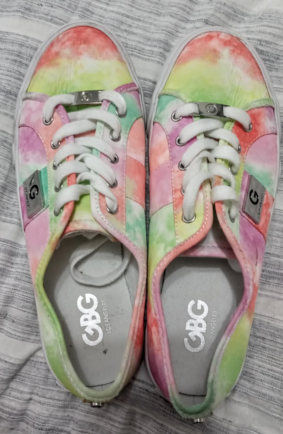 GBG Los Angeles Tie-Dye Sneakers Size 9