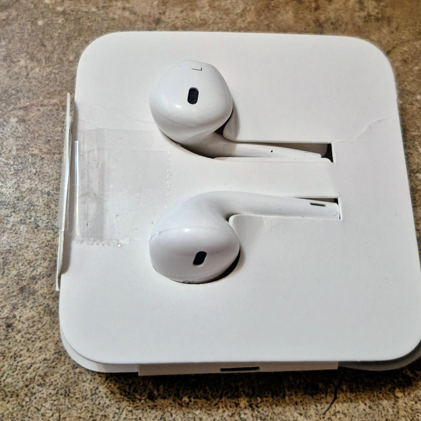 BN)Apple EarPods with Lightning Connector - photo 2
