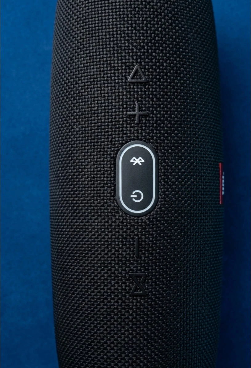 JBL Charge 4 Portable Bluetooth Speaker - photo 4