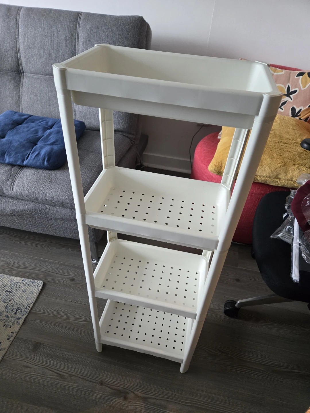 IKEA VESKEN shelf unit