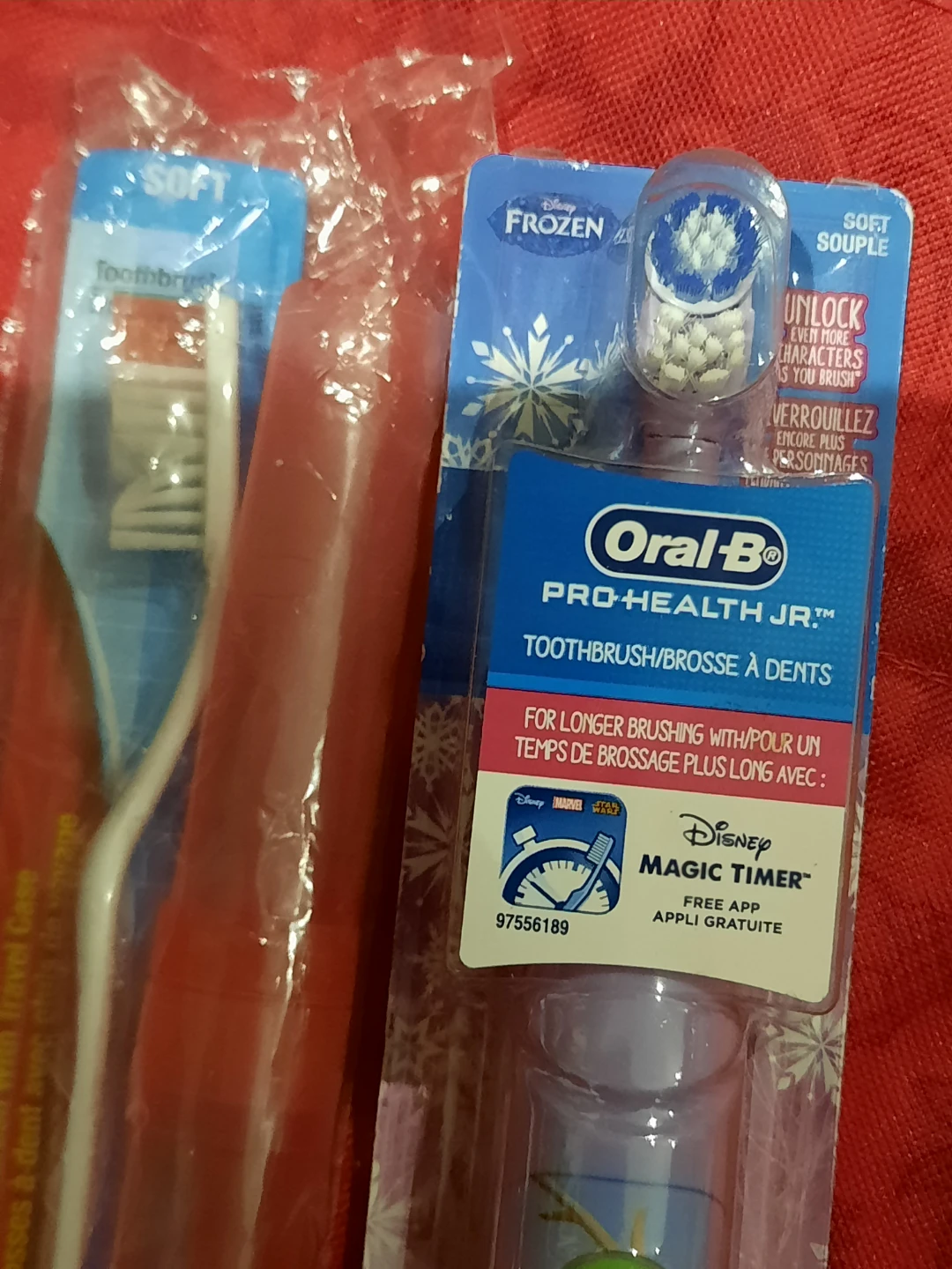 Oral-B Frozen Kids Battery Toothbrush & Manual Toothbrush - photo 2