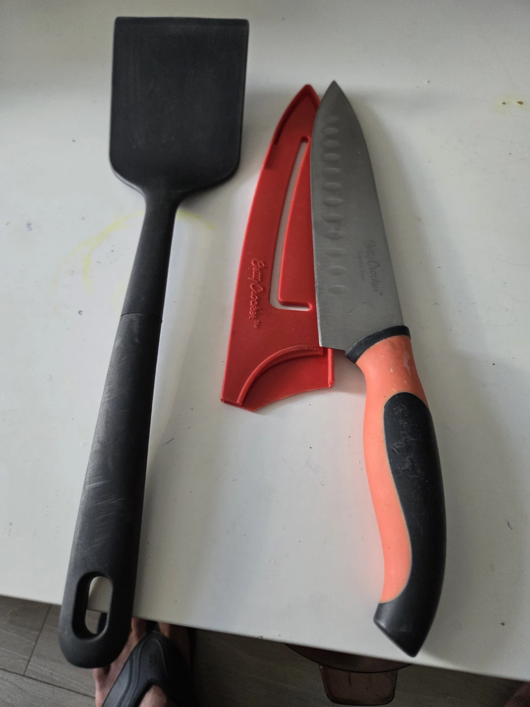 Betty Crocker Santoku Knife and Spatula Set - photo 3