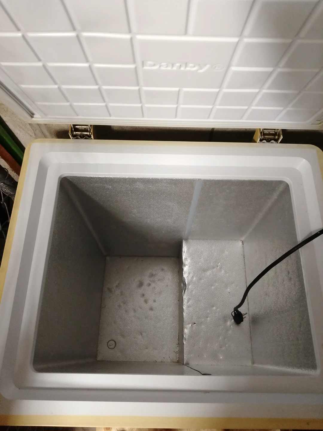 Danby chest freezer - photo 4
