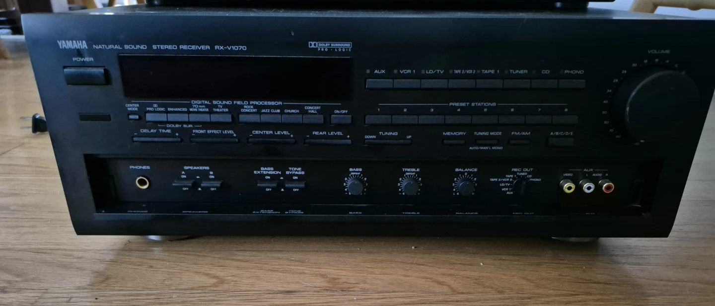 Yamaha RX-V1070 Natural Sound Stereo Receiver (Skokie) - photo 4