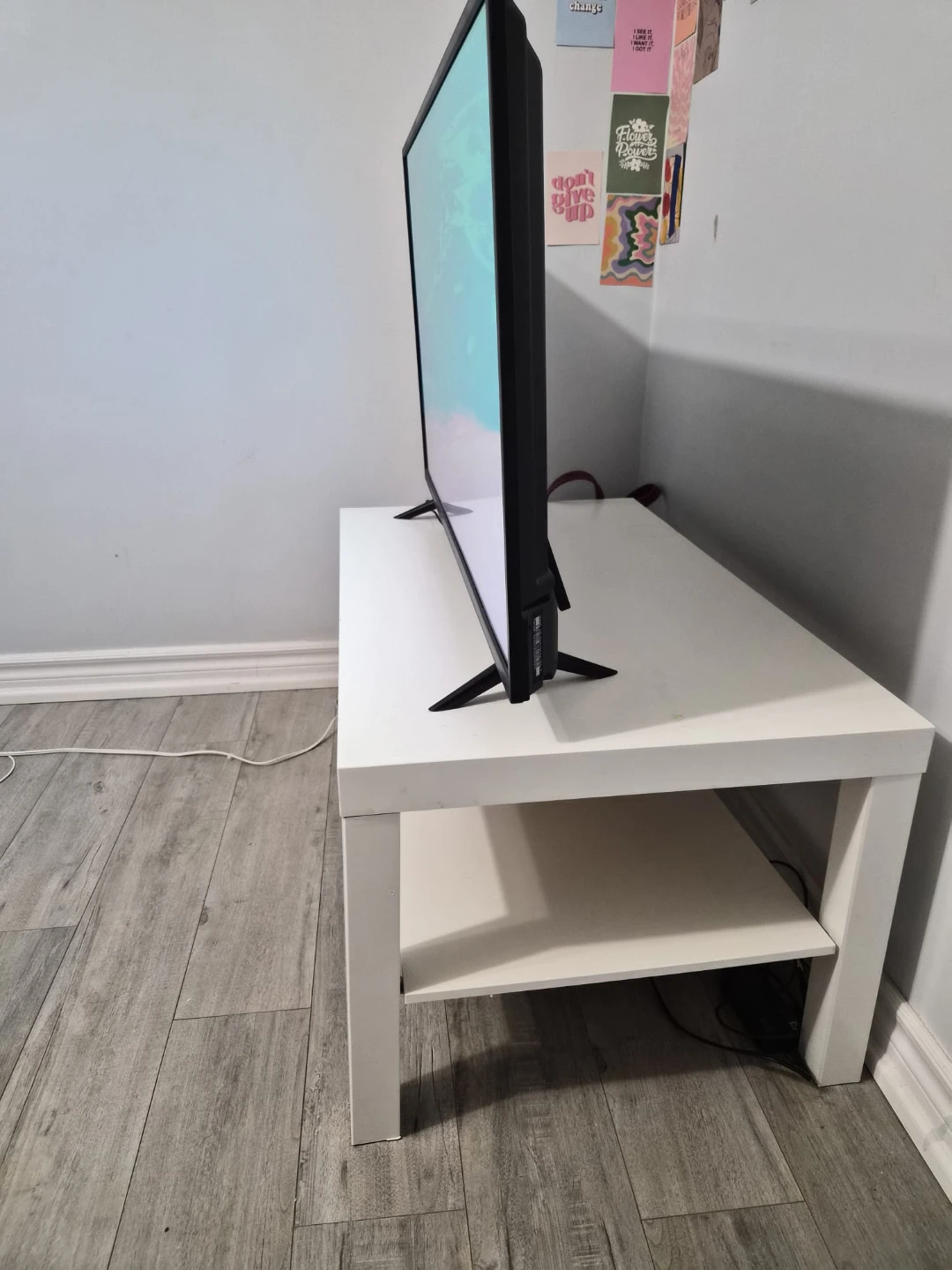 Insignia 40-inch LED TV & White TV stand & Amazon Fire Stick - photo 2
