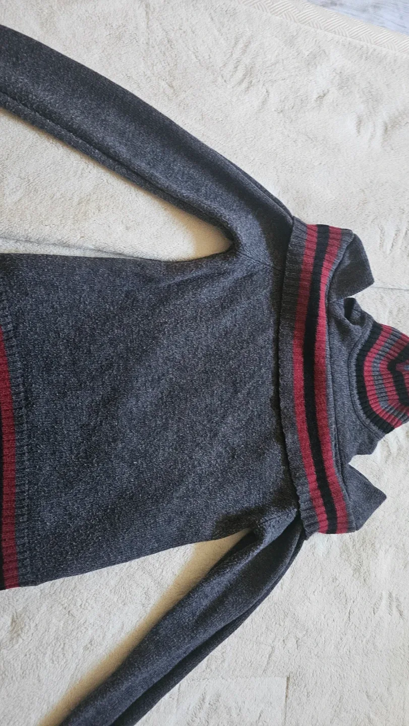 Grey turtleneck sweater with striped accents - photo 2