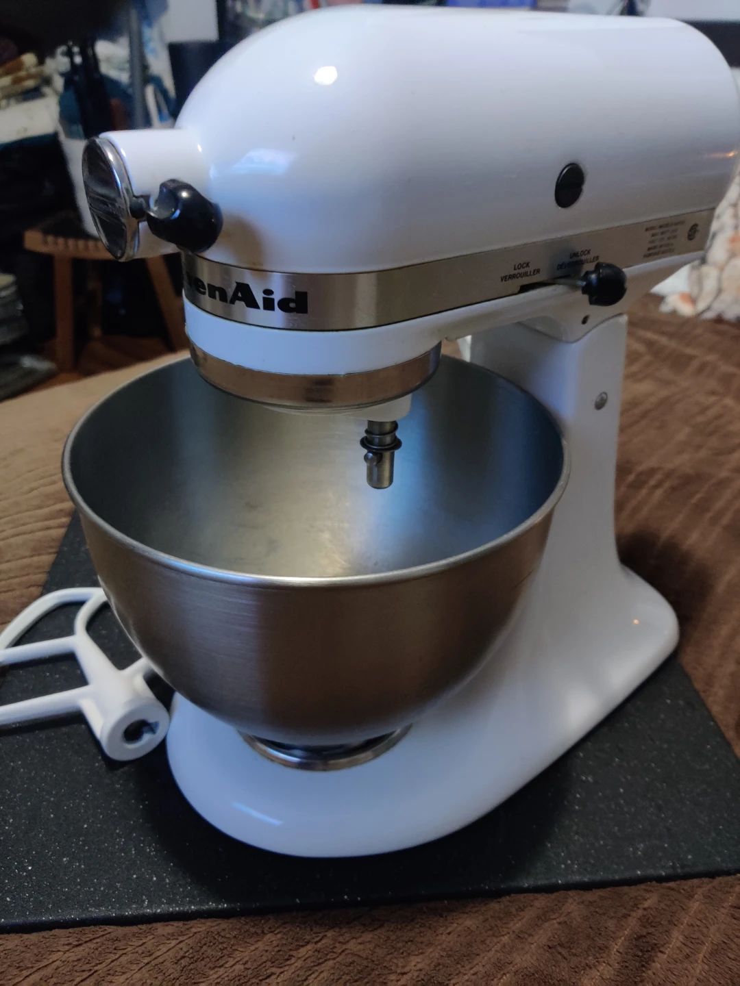 Classic KitchenAid White Stand Mixer - photo 5