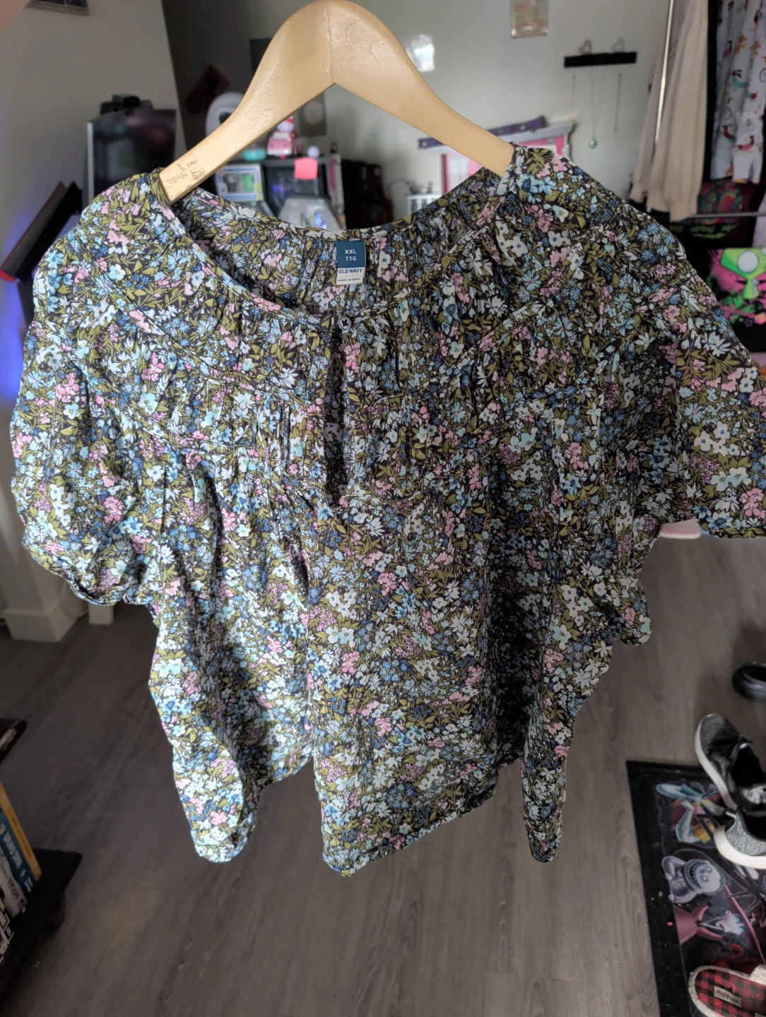 Old Navy Floral Blouse XXL