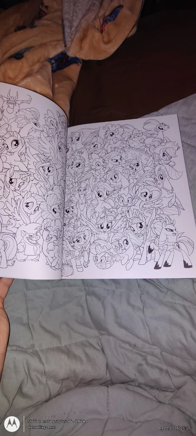 My little pony movie coloring book - photo 2