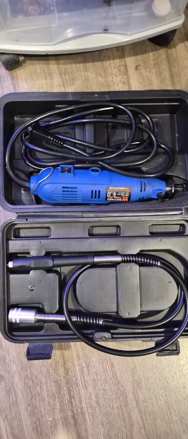 Dremel (rotary tool)