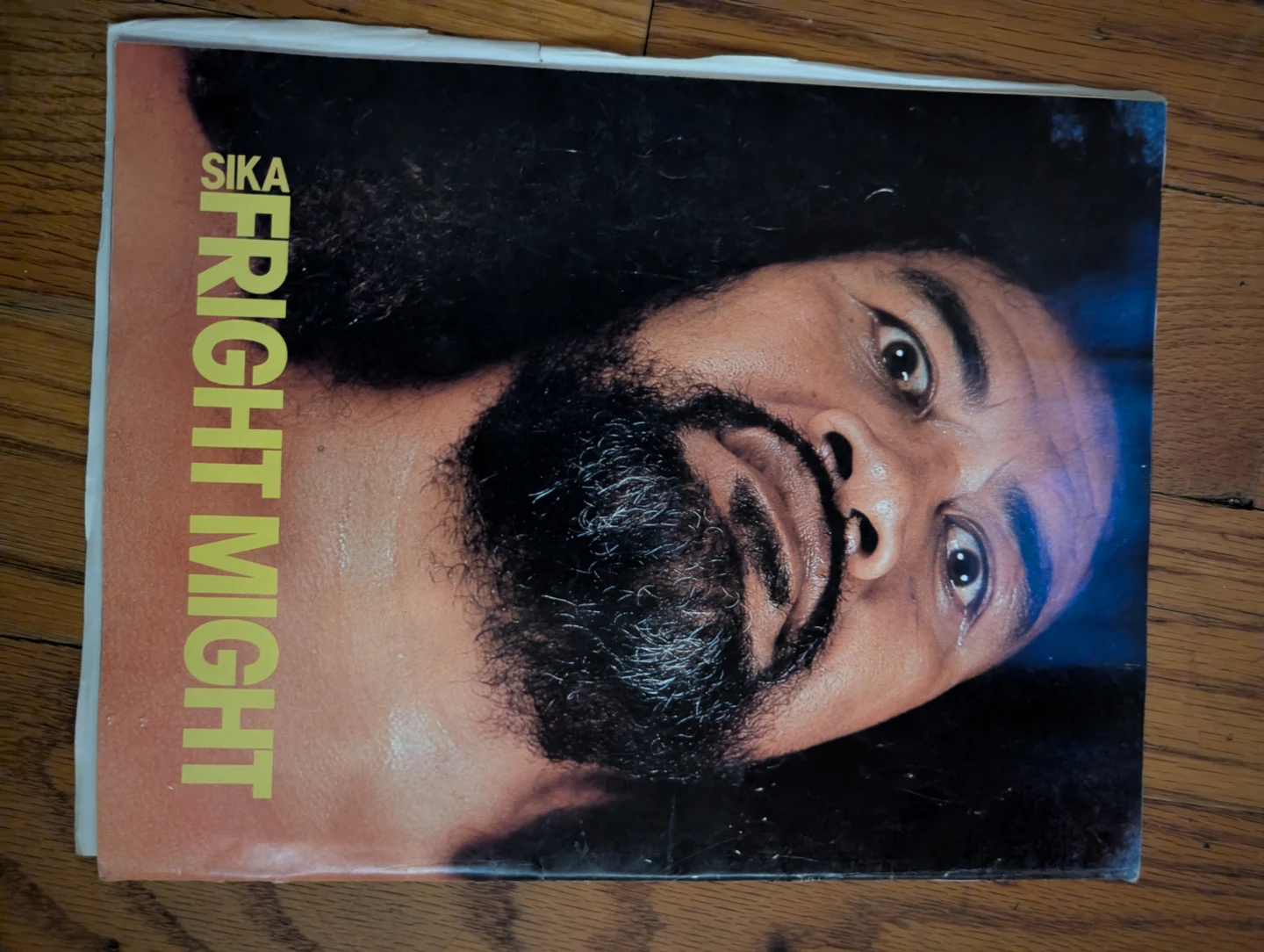 Vintage WWF Maple Leaf Wrestling Program Vol. 142 - photo 3
