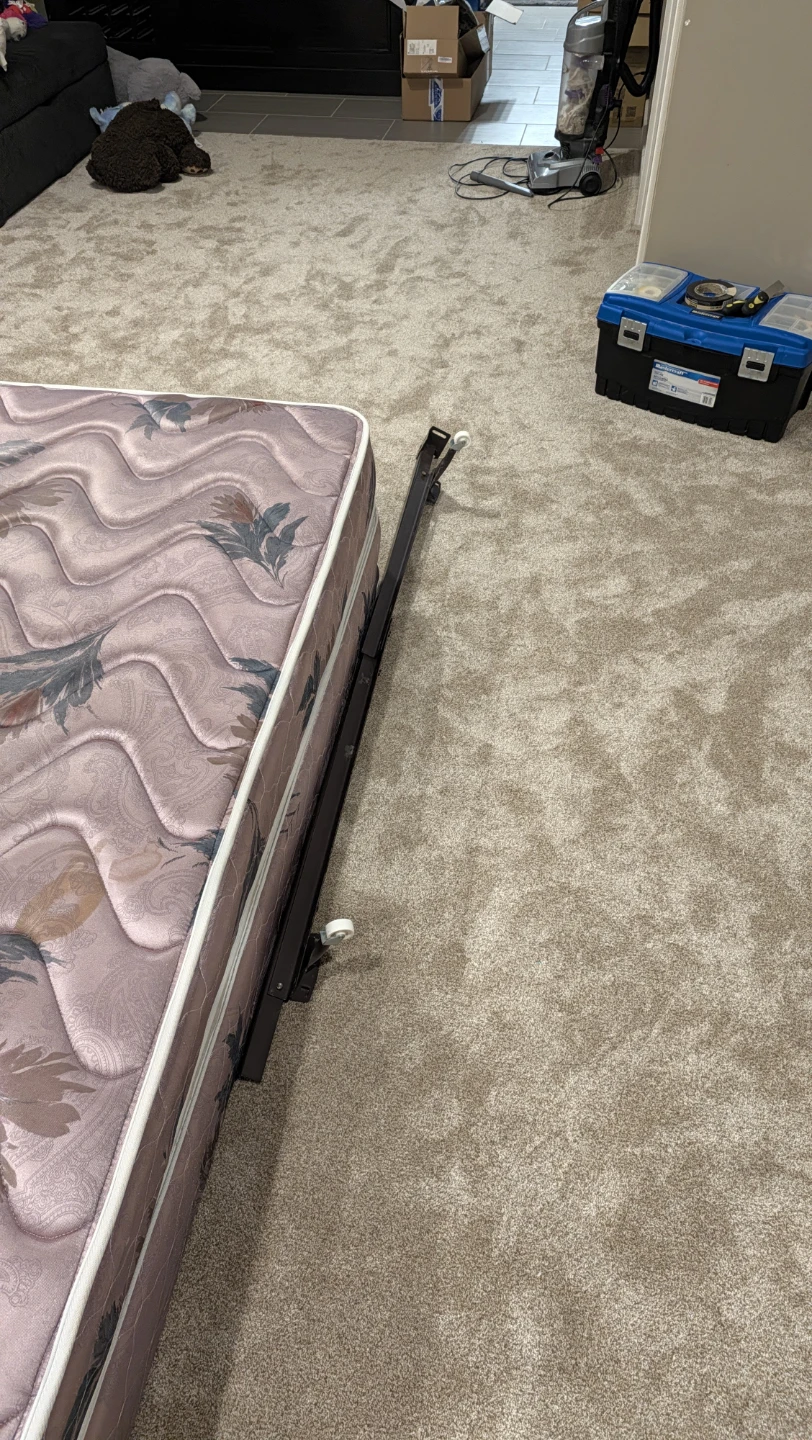 Single bed with mattress and metal frame - photo 3
