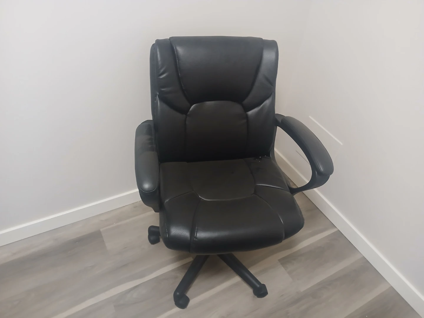 Montessa II Office Chair