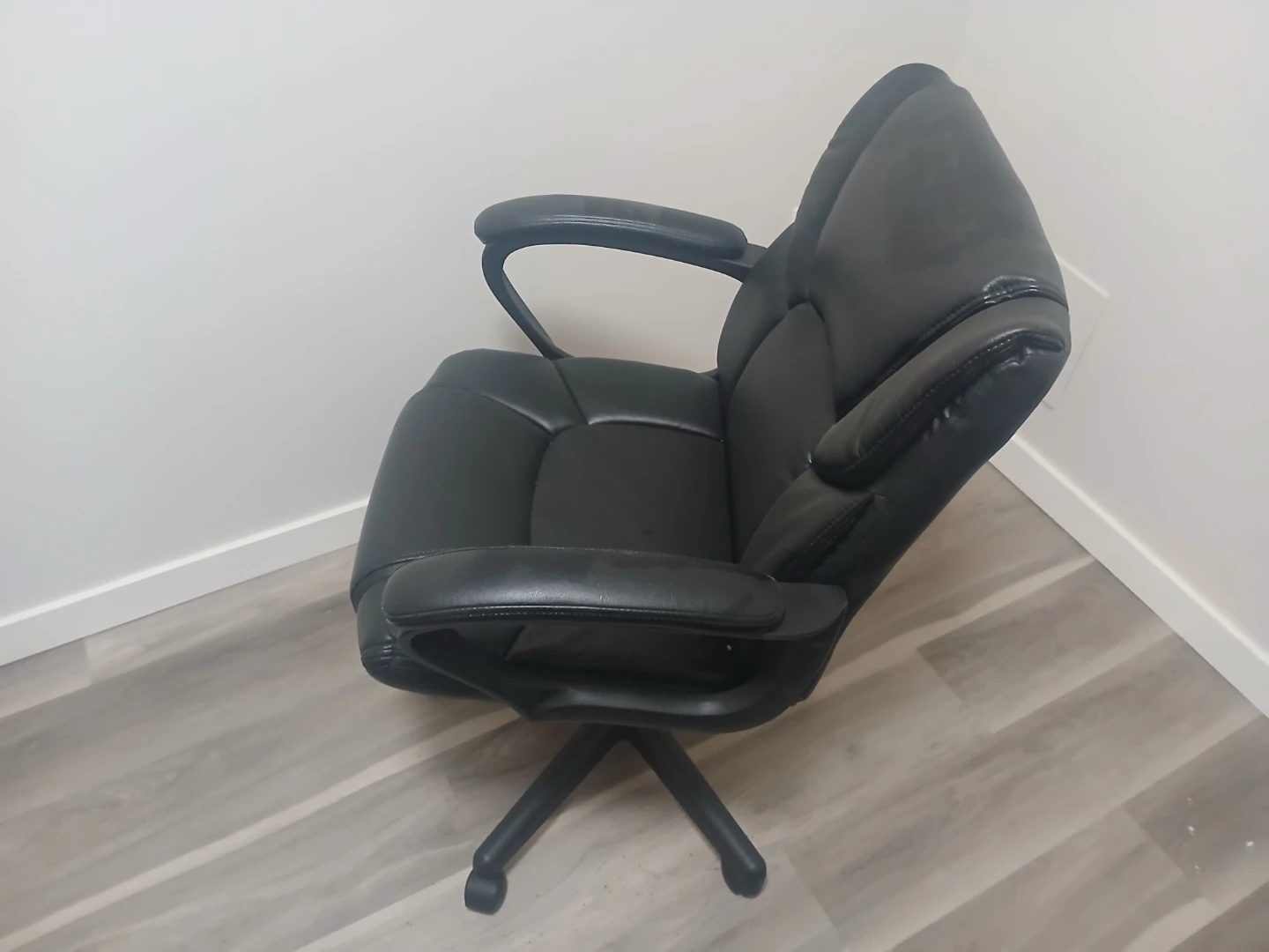 Montessa II Office Chair - photo 2