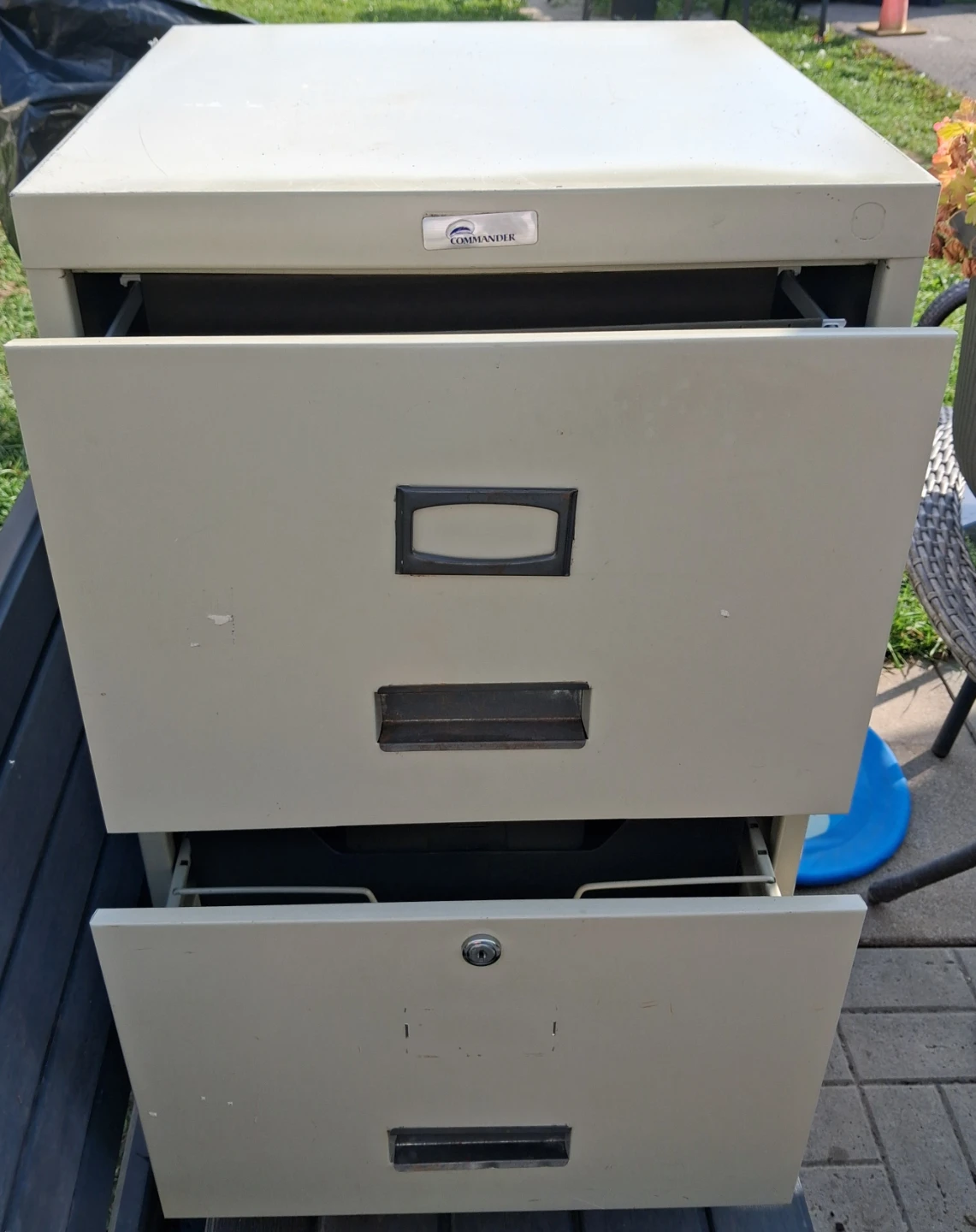 Legal size Commander 2-Drawer Filing Cabinet - photo 2