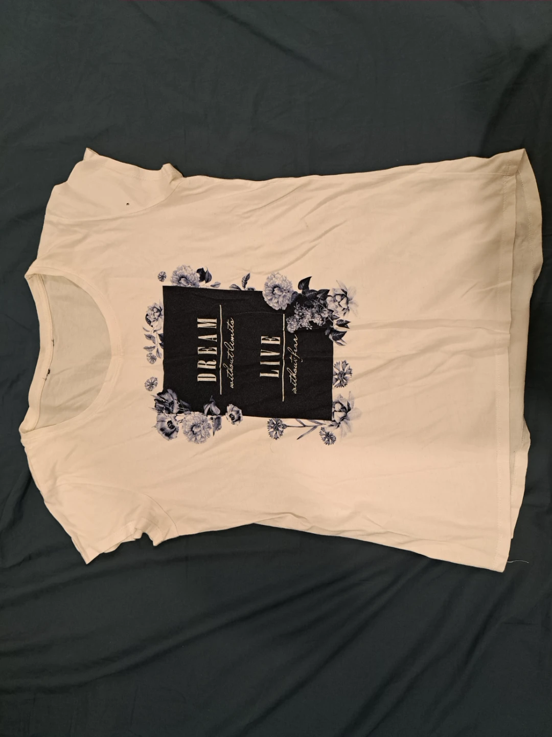 Two Graphic T-shirts - photo 2