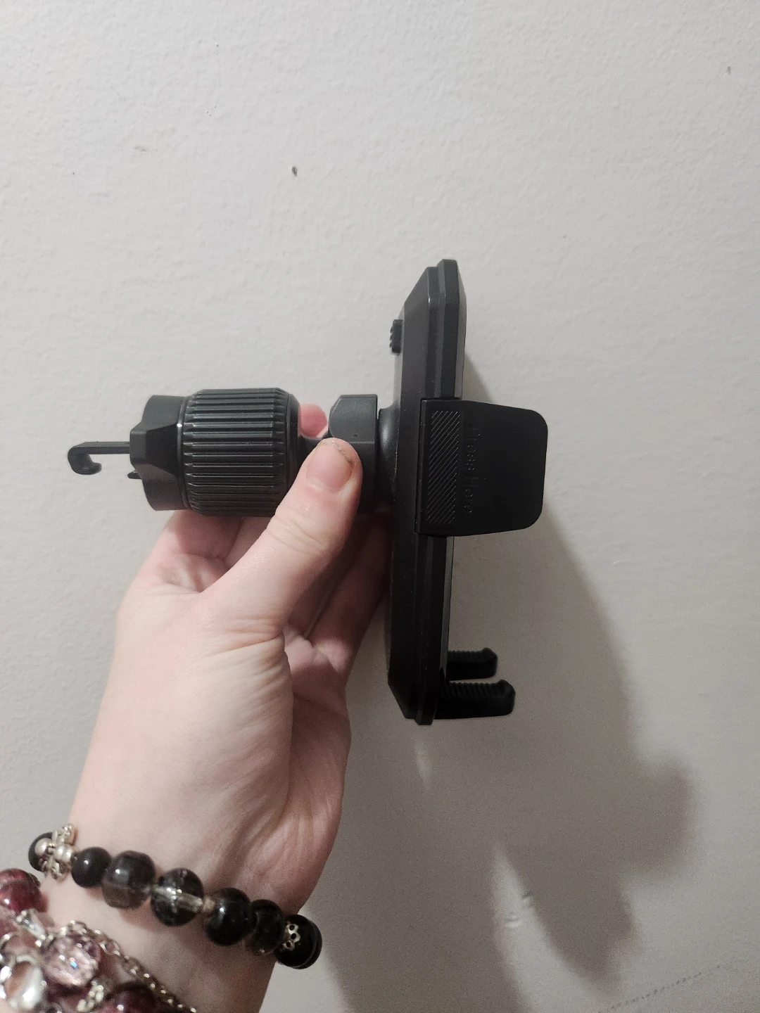 Blukar Car Air Vent Phone Mount - photo 2