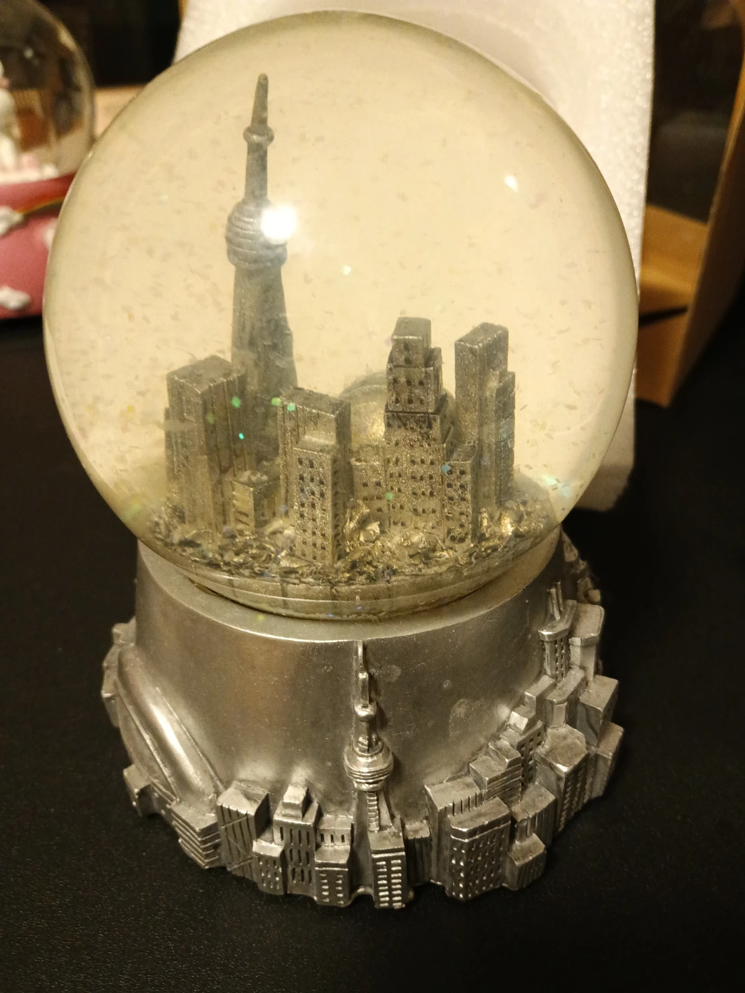 Toronto Souvenir Snow Globe - photo 2