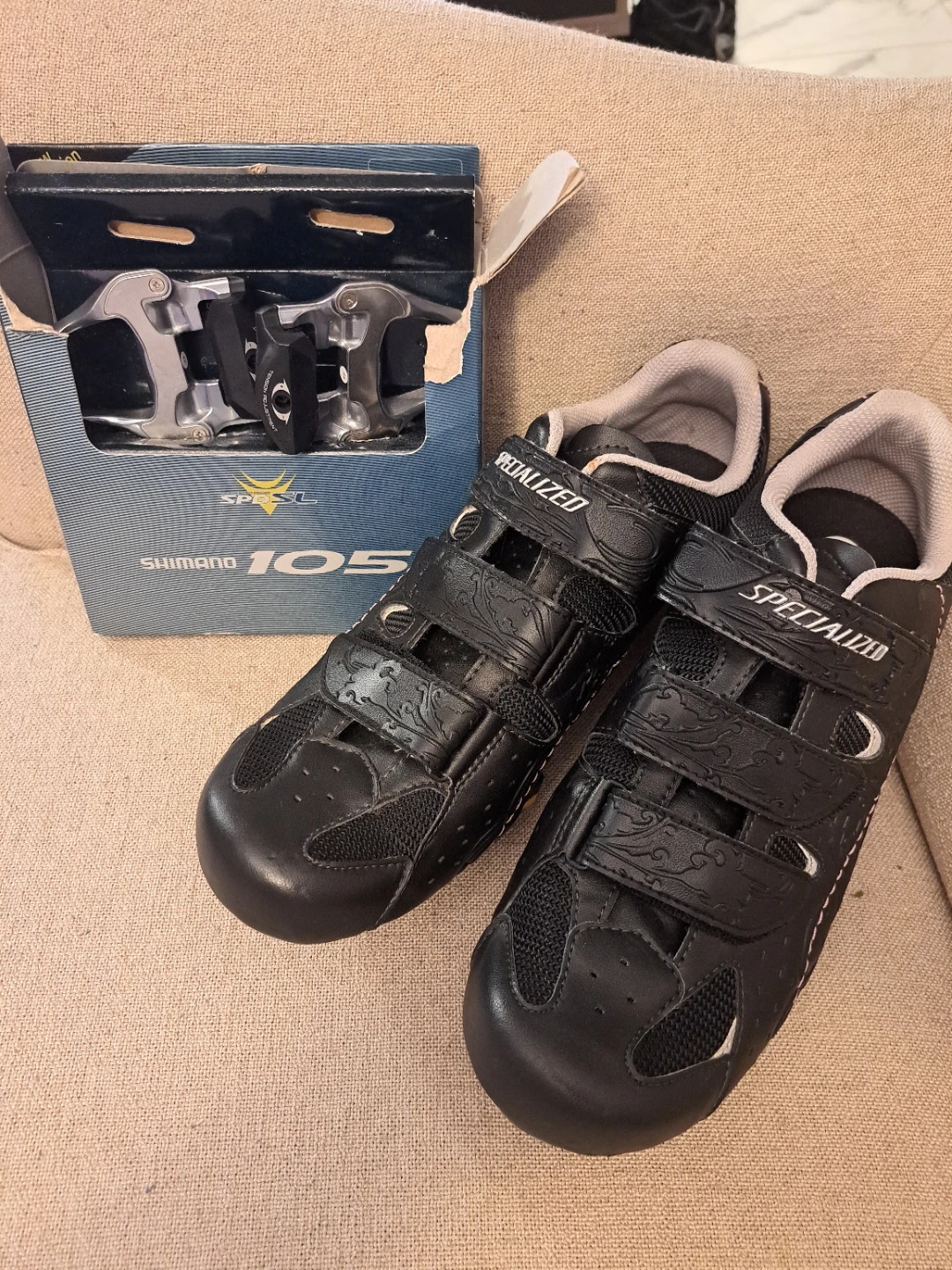 Specialized Cycling Shoes Size 42