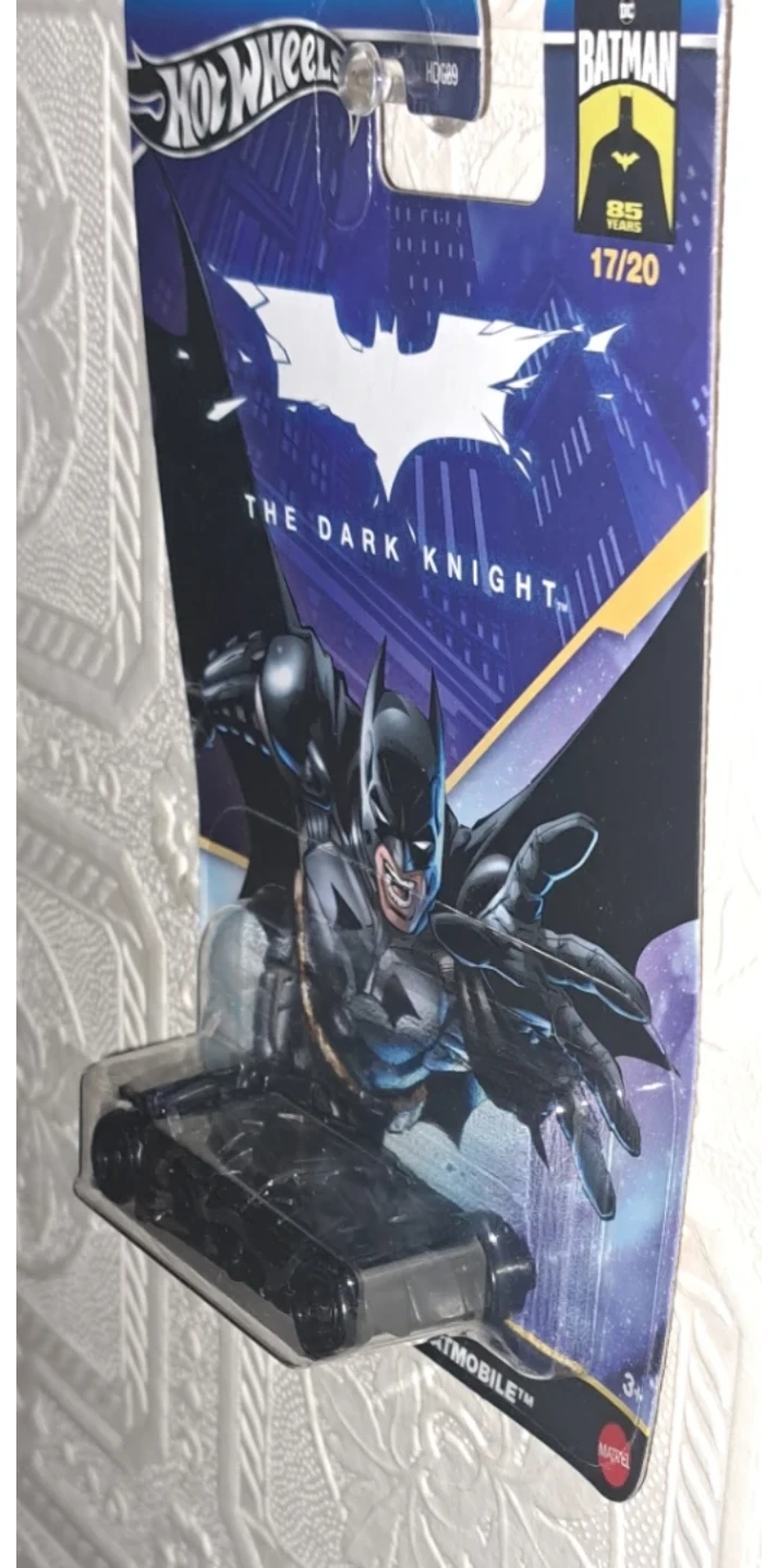 Hot Wheels Batman The Dark Knight Batmobile - photo 3