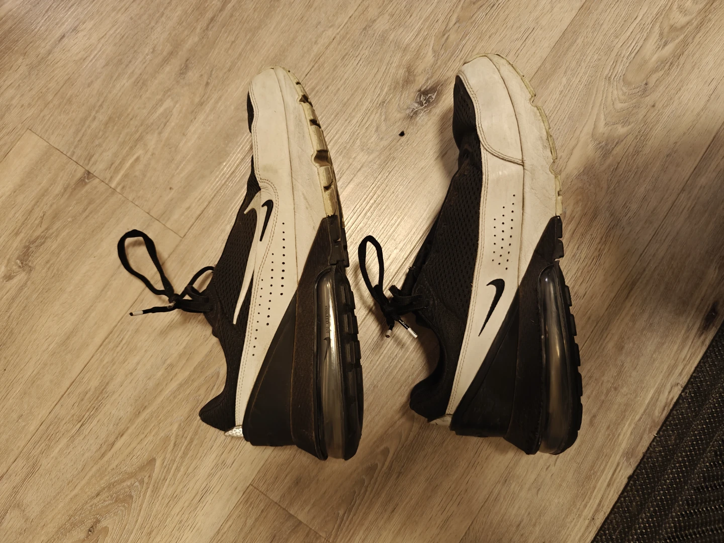 Nike Air Max Sneakers - photo 2
