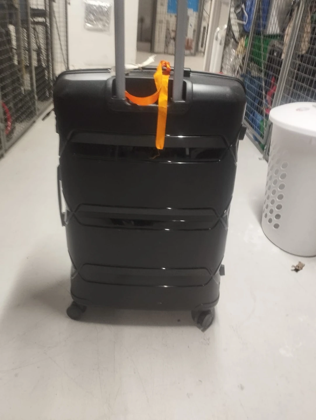 Black Hardshell Spinner Suitcase - photo 3