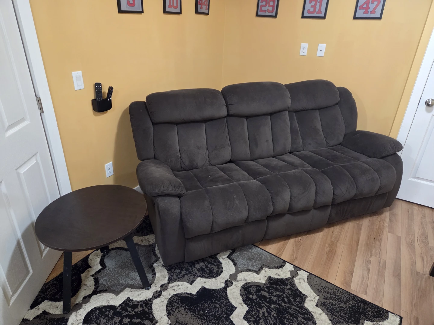 Living Room Set for Sale - photo 2