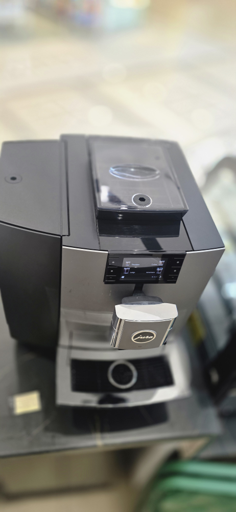 Jura Automatic Coffee Machine x10 - photo 3