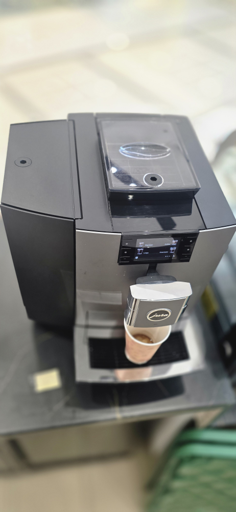 Jura Automatic Coffee Machine x10 - photo 4