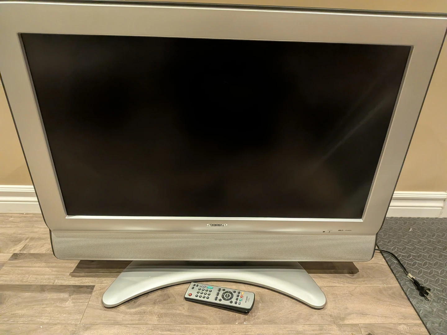 32" Sharp TV with Remote