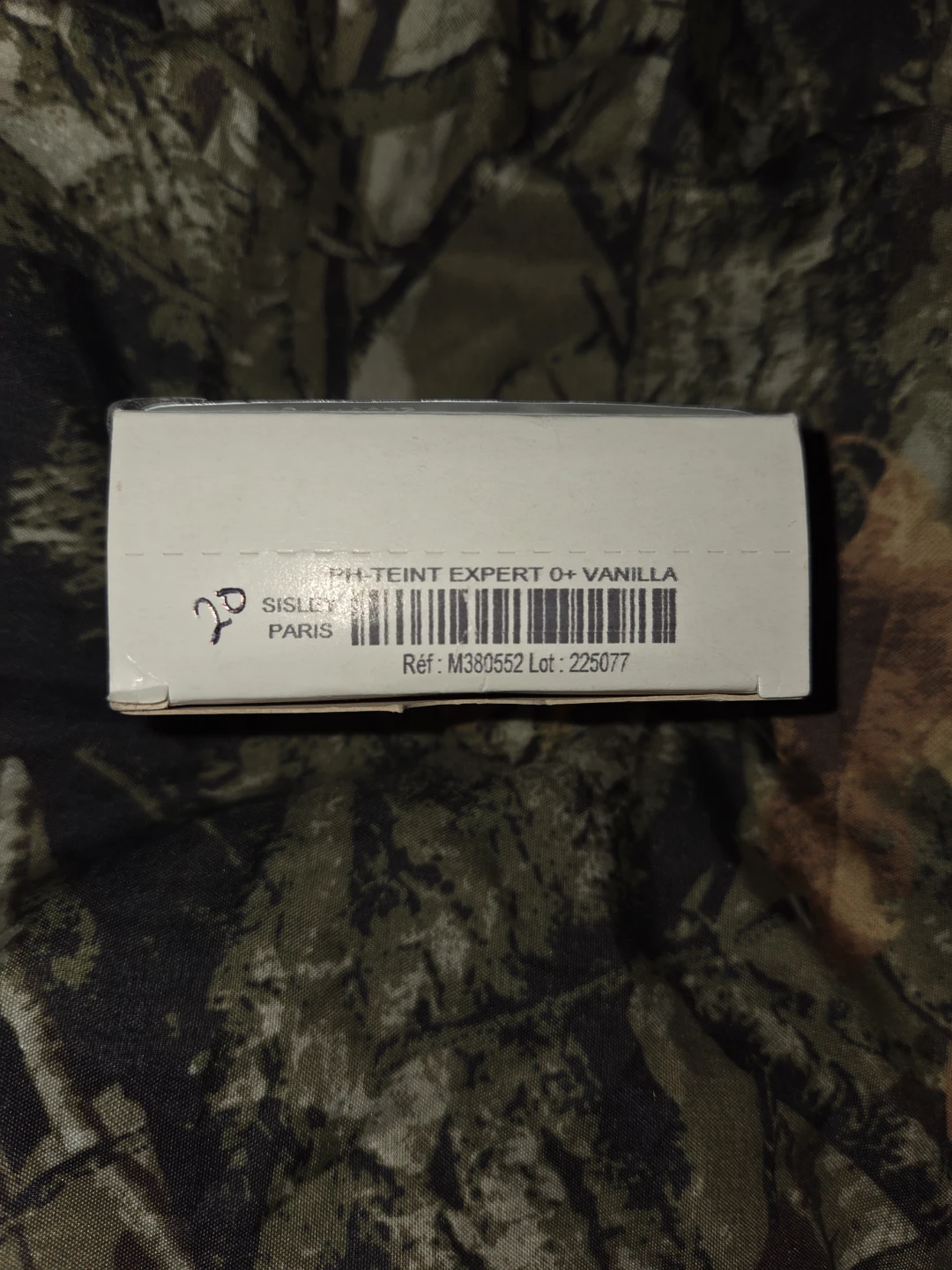 Sisley Paris Phyto Teint Foundation in 0+: Vanilla Shade - photo 3