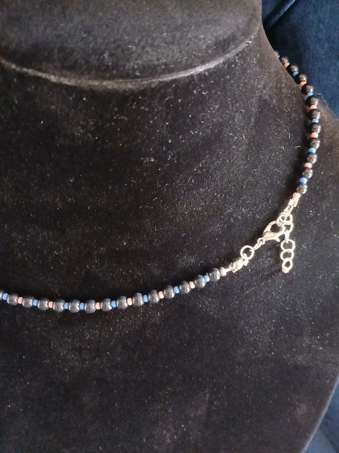 Necklace with a heart pendant - photo 2
