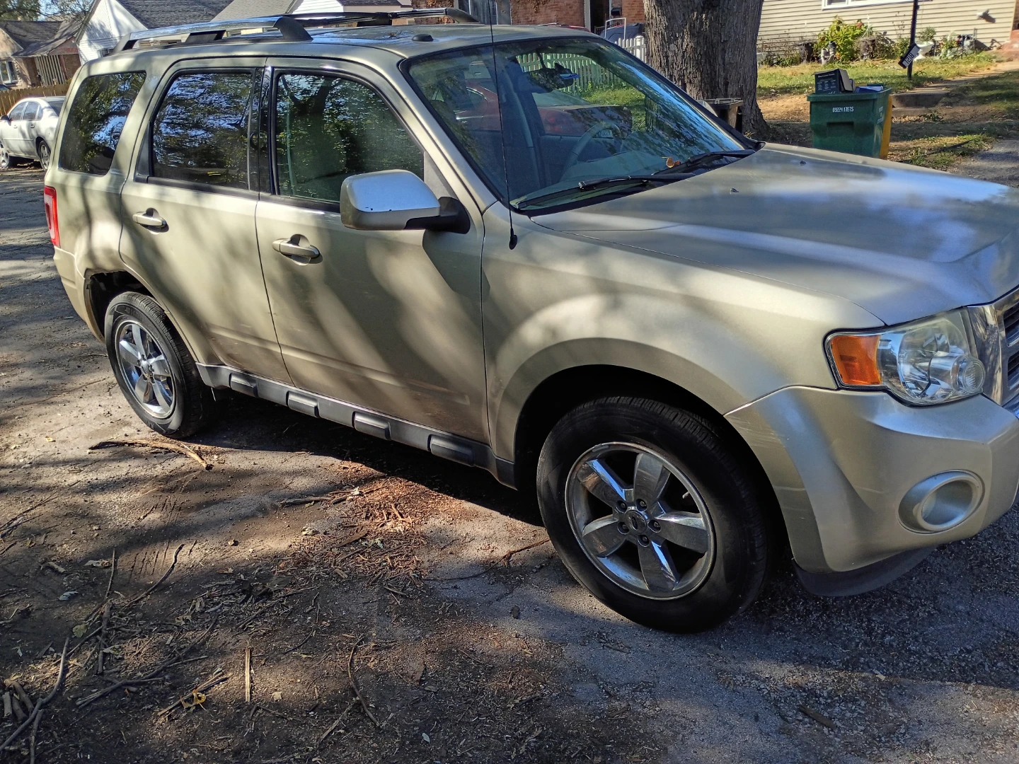 Ford escape - photo 2