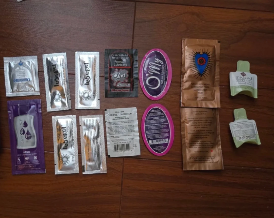 Assorted Personal Lubricants Single Use packets - photo 2