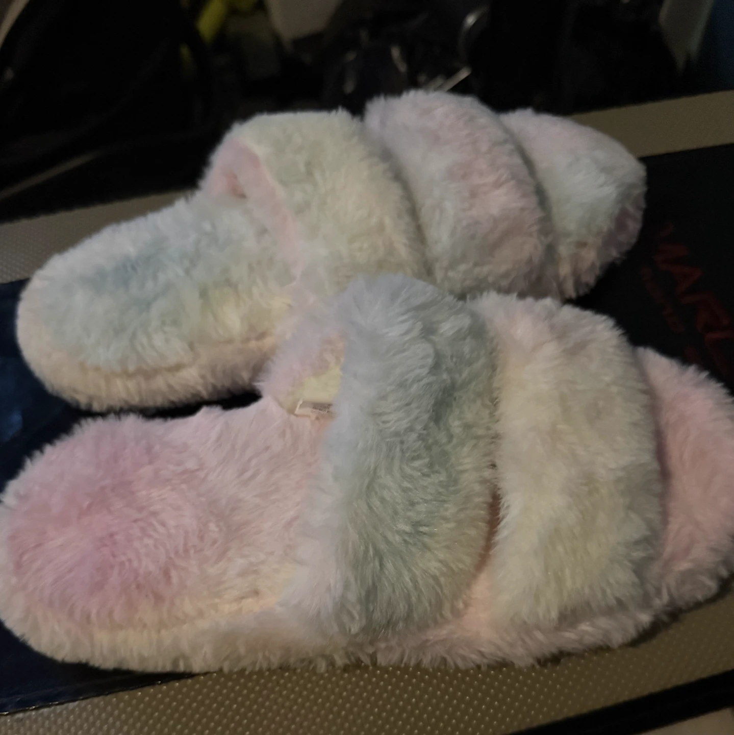 Tie-Dye Faux Fur Double Band Slide Slippers Size M - photo 2