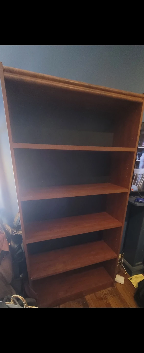 10/10 Tall Wooden Bookshelf