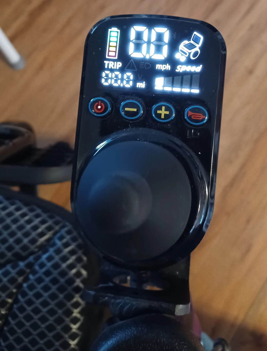 EASWE B10 Electric Wheelchair - Virtually Brand New! - photo 5