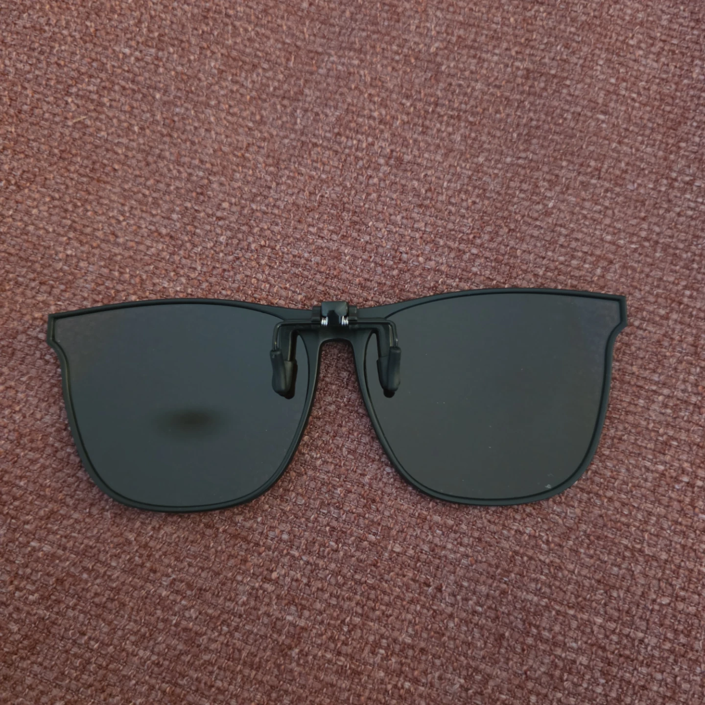Clip-on Sunglasses - photo 3