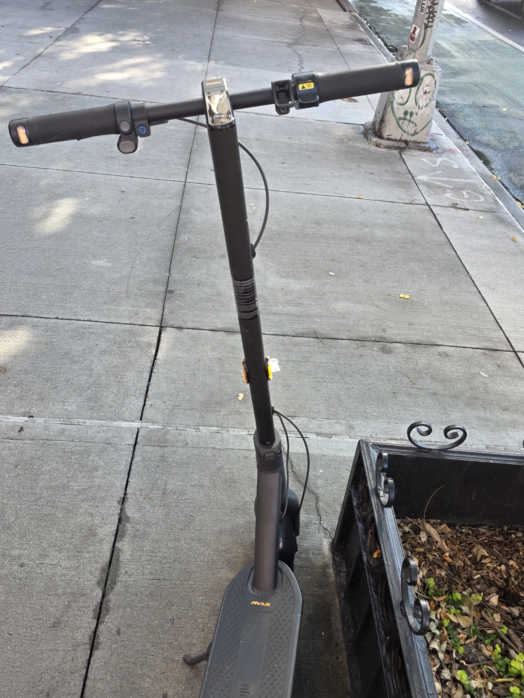 Segway Ninebot MAX G2 Electric Scooter – Like New, Only 97.3 Mil - photo 5