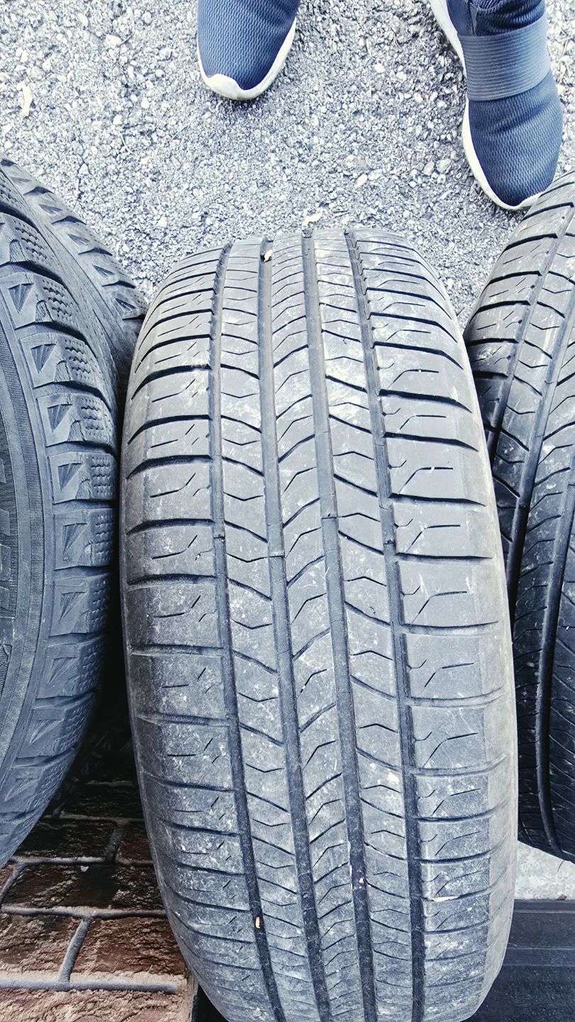 Set of 4 Michelin Energy Tires with Rims P205/65R16 - photo 2