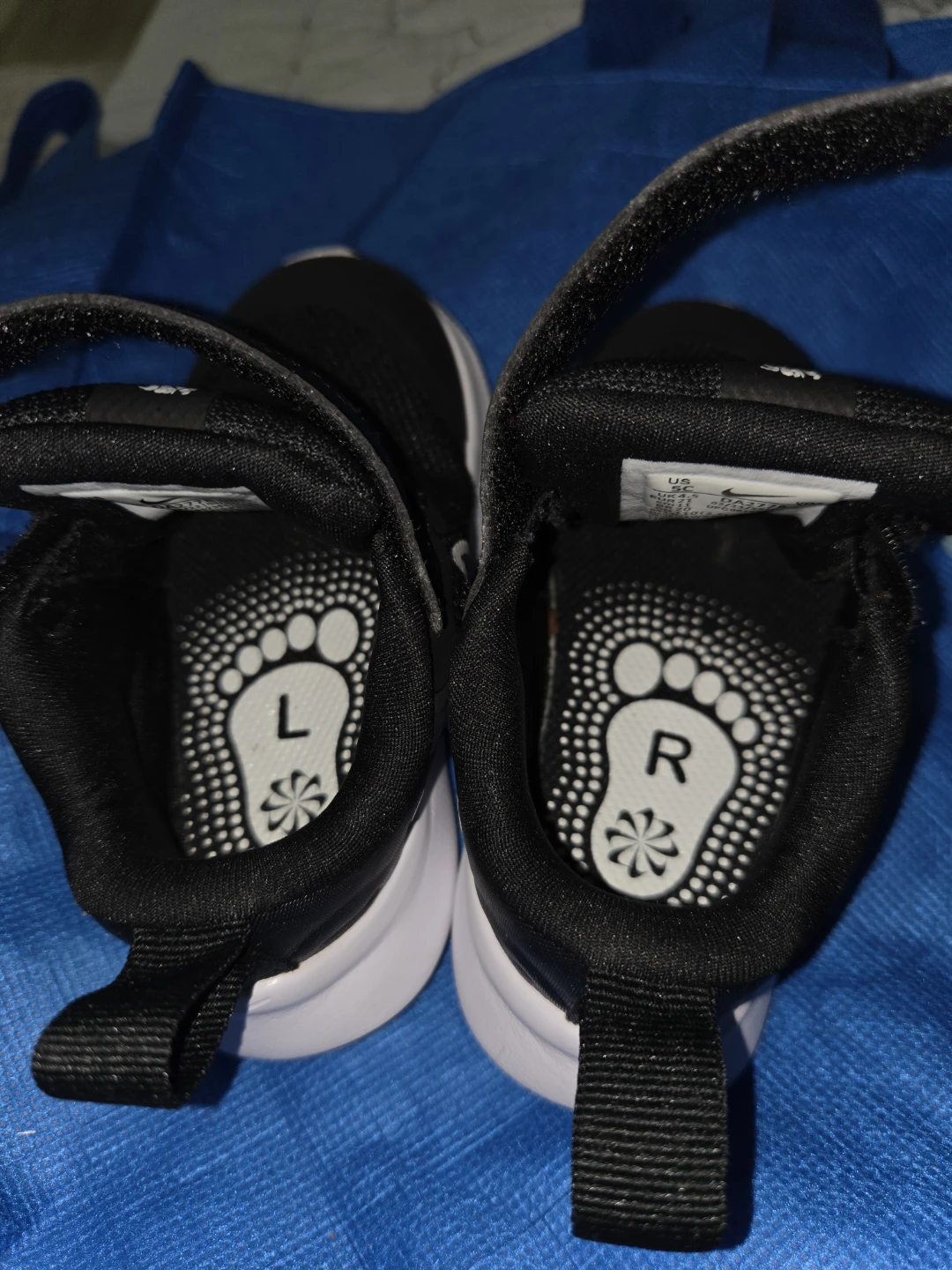 Nike Star Runner Kids Sneakers - Size 4C - photo 2
