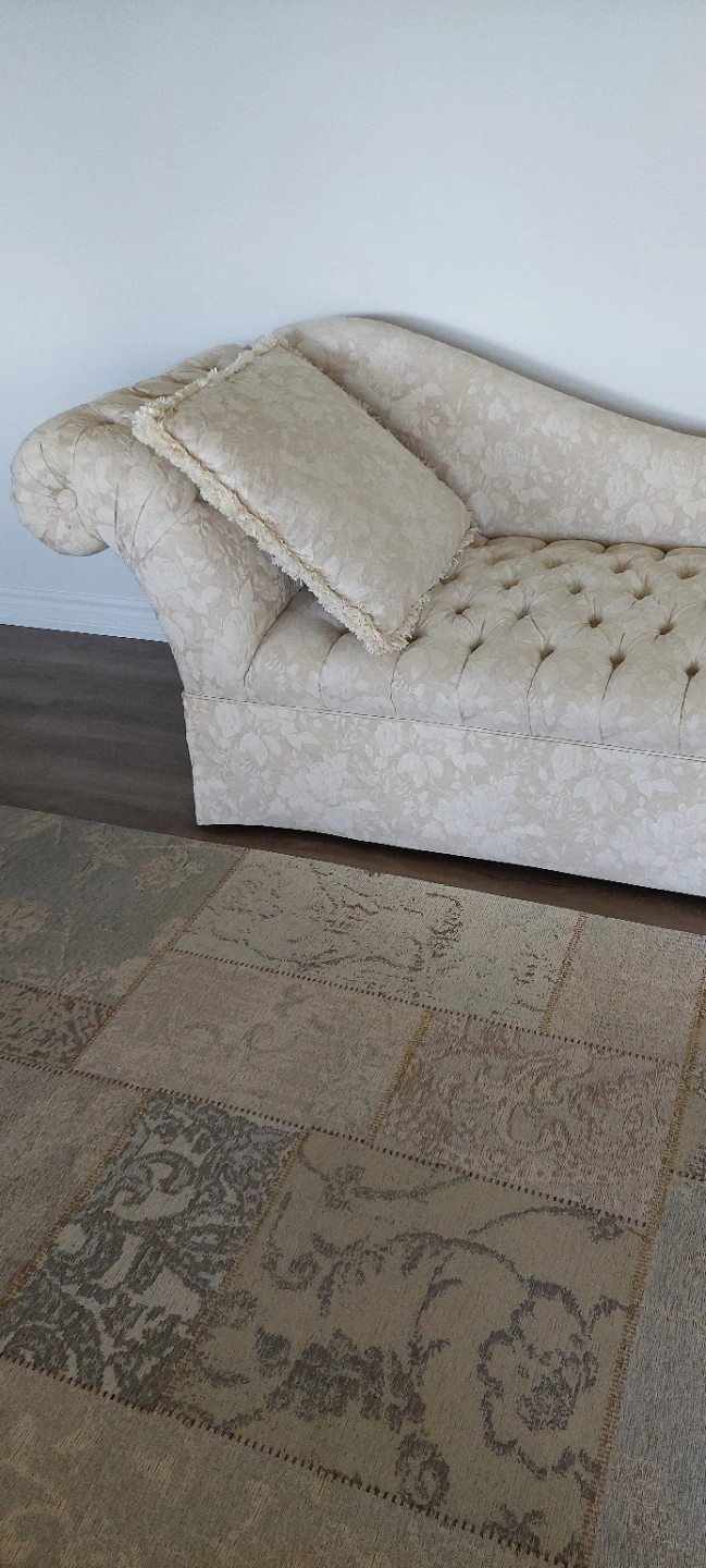 Cream Floral Tufted Chaise Lounge - photo 3
