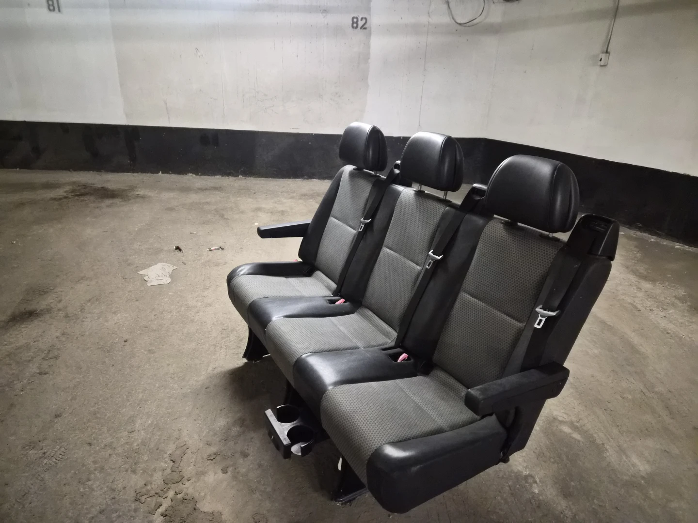 Mercedes Sprinter rear seat with cup holder - photo 4