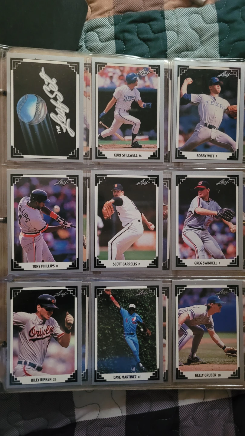 Leaf Baseball Cards