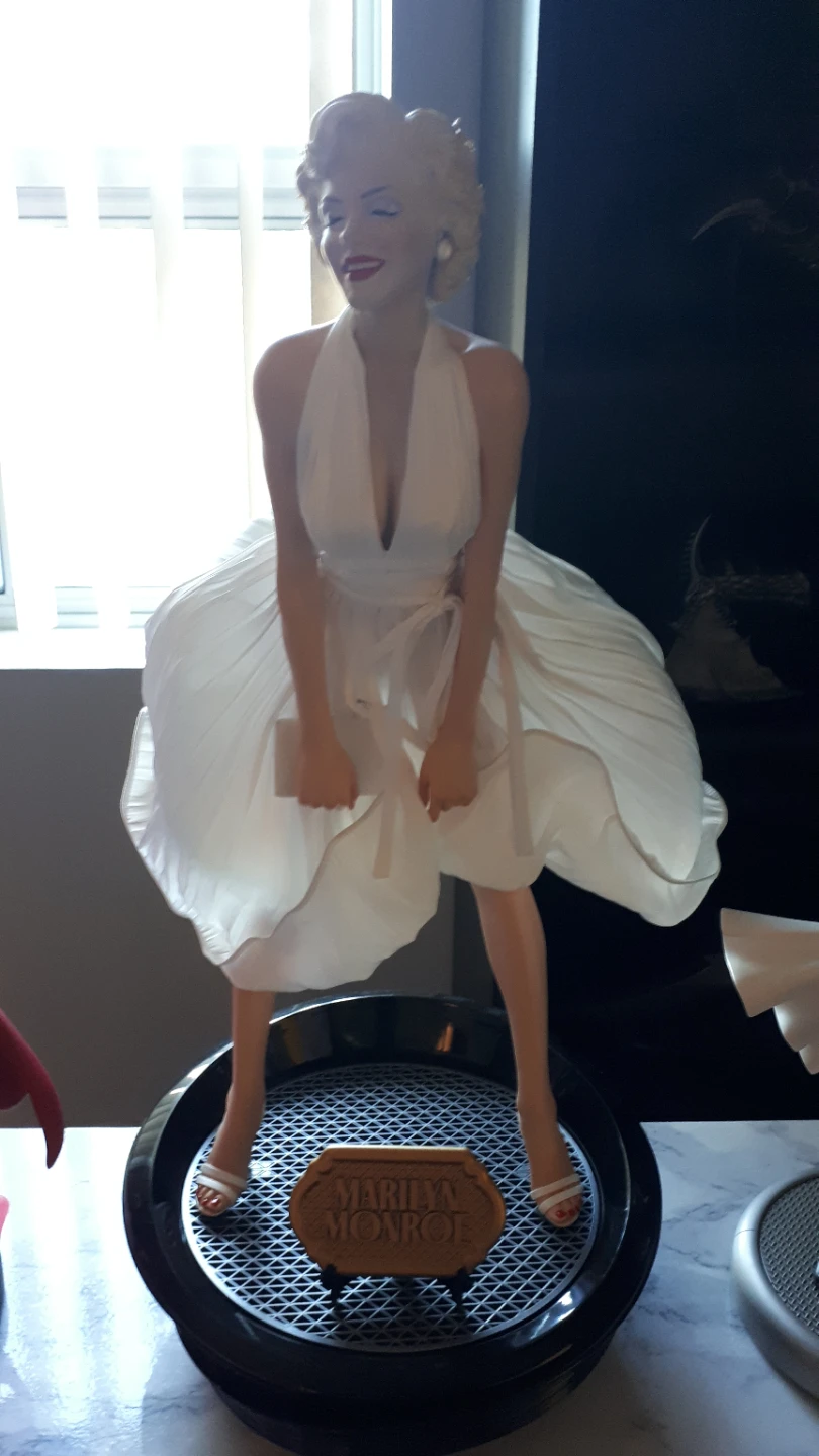 Blitzway Marilyn Monroe 1/4 Scale Collectible Statue