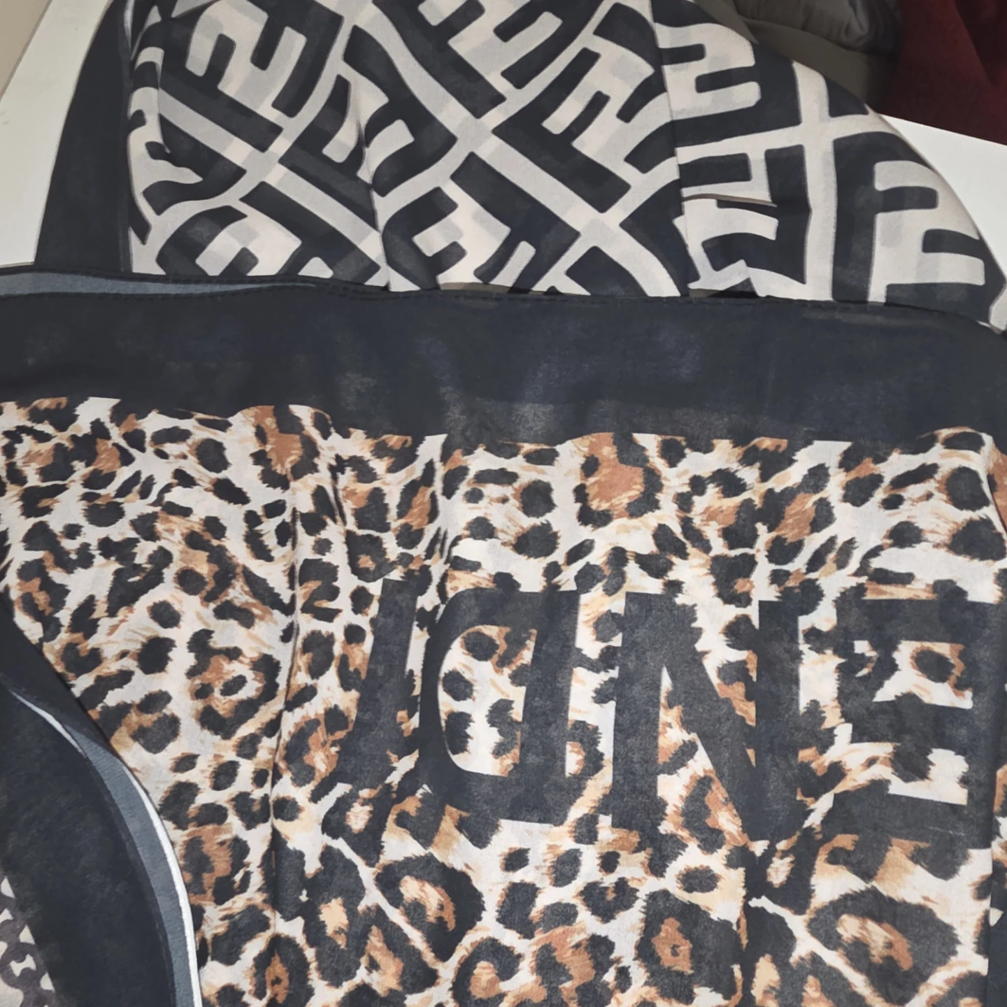 Leopard and Logo Scarf - photo 2