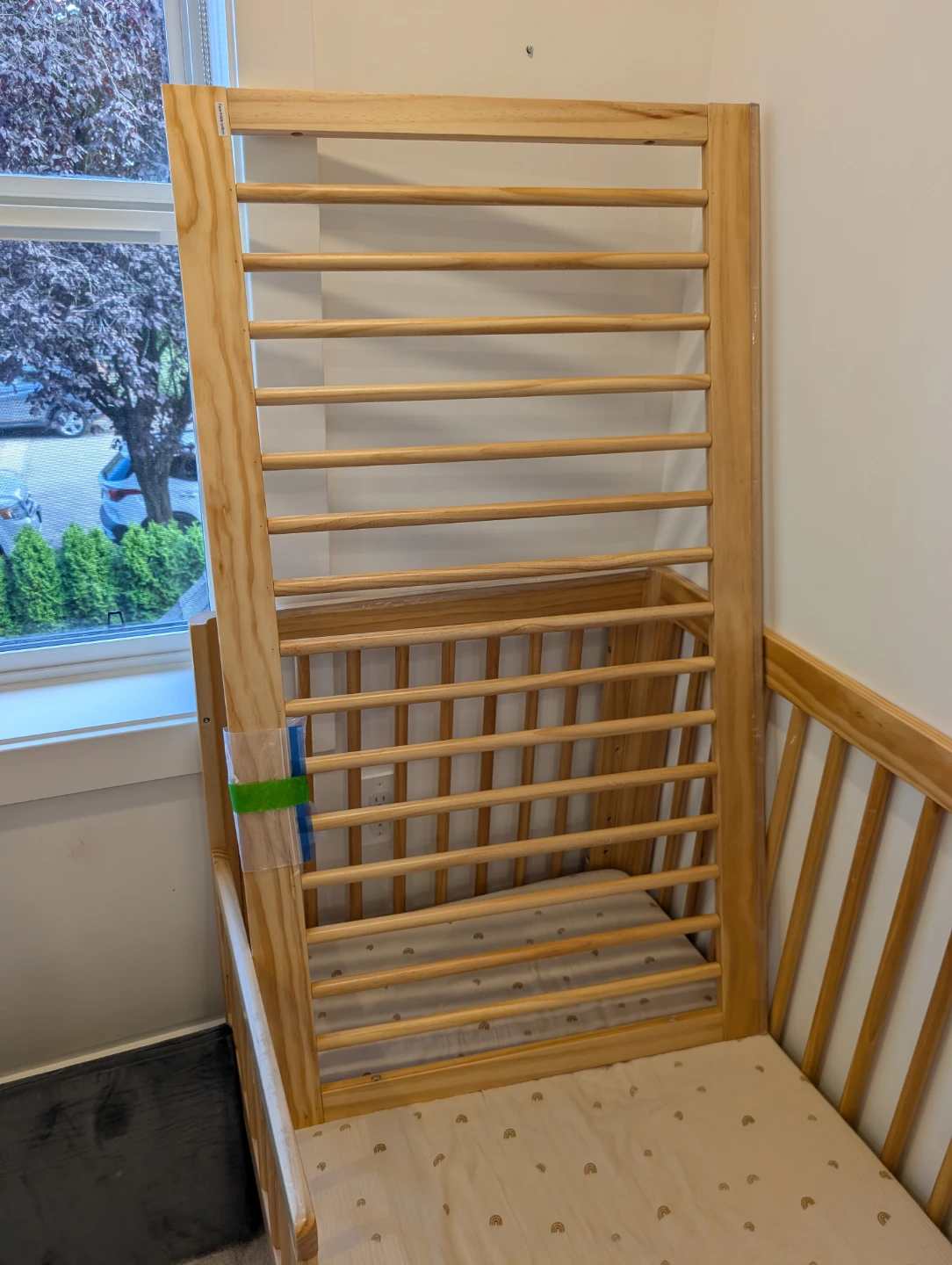 Convertible crib - photo 2