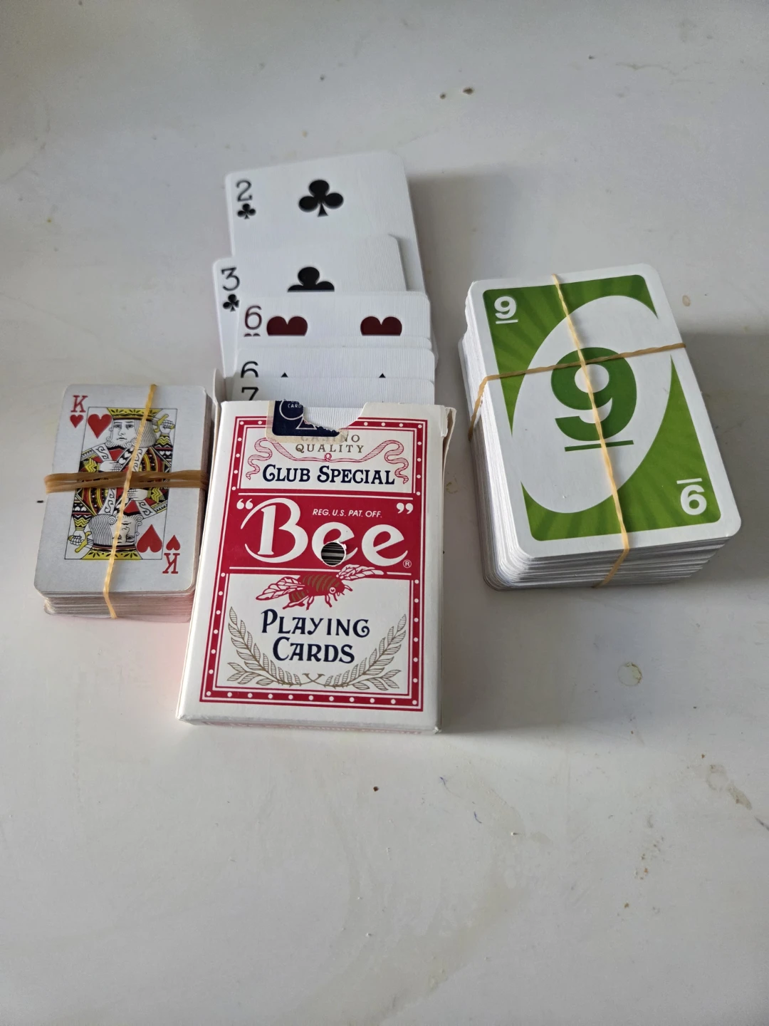 Bee Playing Cards and Uno Deck - photo 2